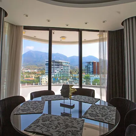 Apartment Luxurious Pearl Penthouse By Holidaykeys *