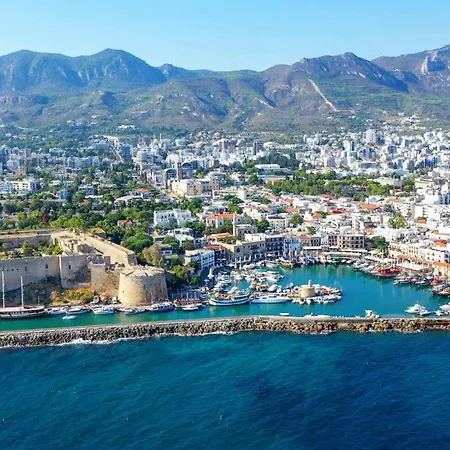 Luxurious Pearl Penthouse By Holidaykeys Apartment Kyrenia (Northern Cyprus)